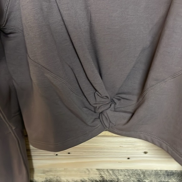 90 Degree By Reflex size XL Brown Twist Front Crop Very Soft Stretchy Sweatshirt - Picture 4 of 8